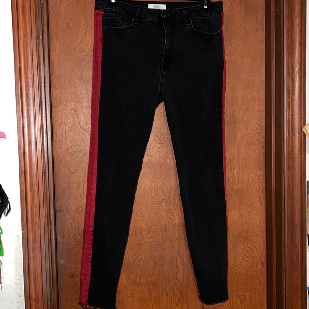 Forever 21- black jeans with red denim stripe down side- 27